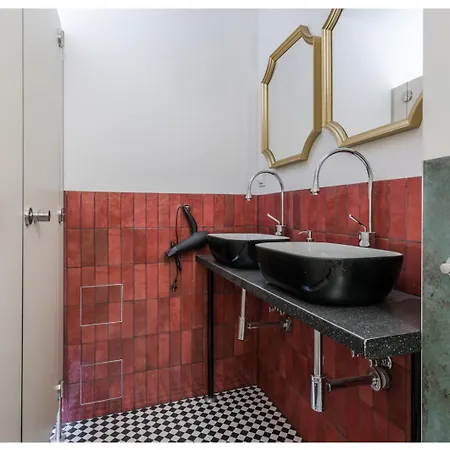 Jasmine - 5 Minutes To Old Town Homestay